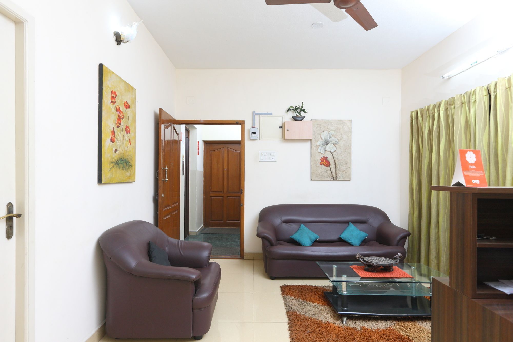 Oyo 38 Silverkey Ashok Nagar 2*